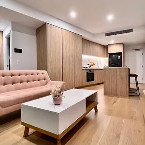 https://sea-la-vie-broadbeach.queenslandhotels.net