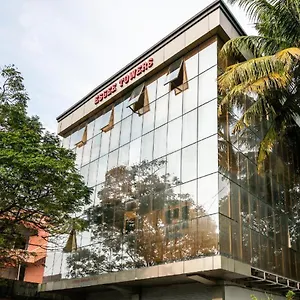 https://esgee-tower-ernakulam-south.kerala-hotels.net