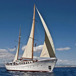 https://southern-cross-barcelona.catalonia-hotels.com
