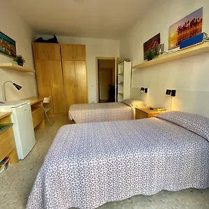 https://housing-student.catalonia-hotels.com