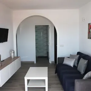https://bungalow-la-marisma-puerto-del-carmen.in-canary-islands.com